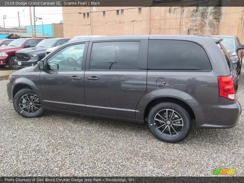 Granite Pearl / Black 2018 Dodge Grand Caravan SE