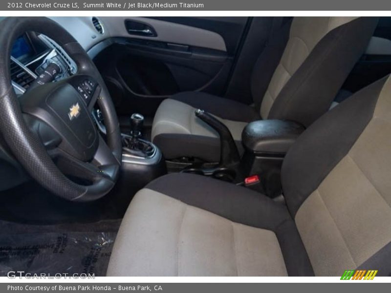 Summit White / Jet Black/Medium Titanium 2012 Chevrolet Cruze LS