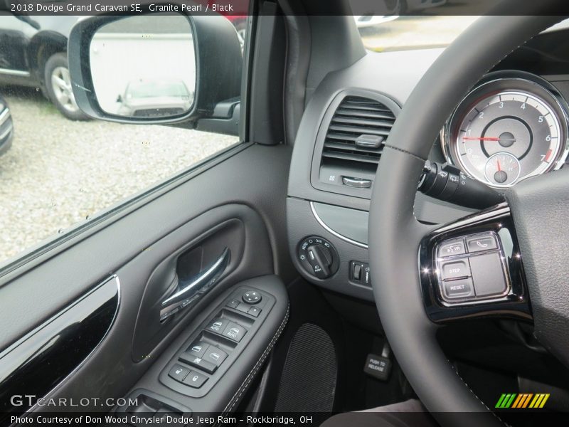 Granite Pearl / Black 2018 Dodge Grand Caravan SE