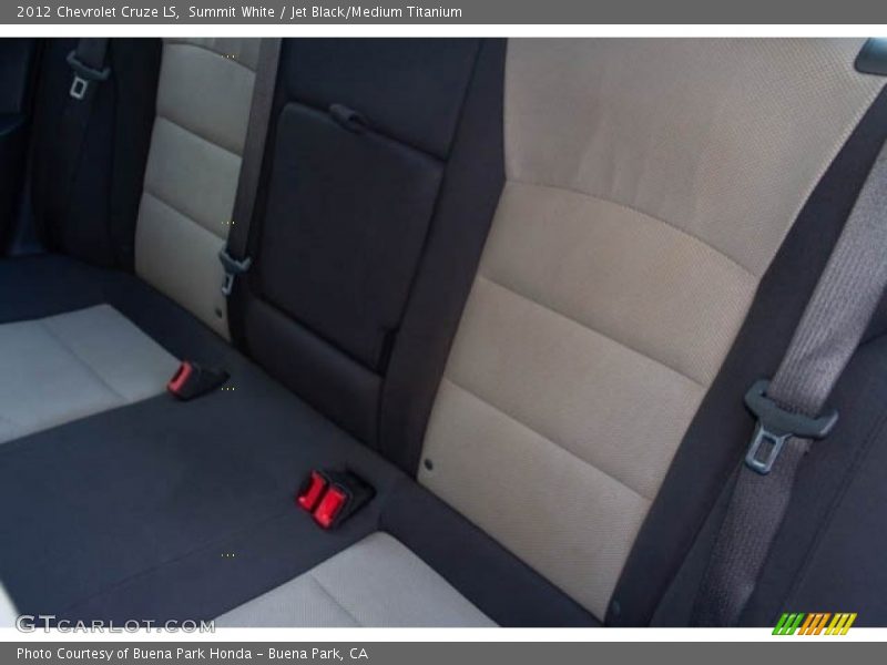 Summit White / Jet Black/Medium Titanium 2012 Chevrolet Cruze LS