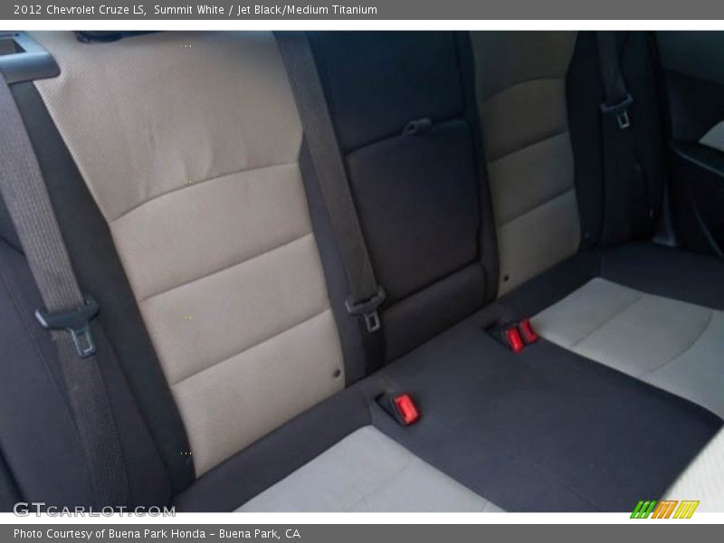 Summit White / Jet Black/Medium Titanium 2012 Chevrolet Cruze LS