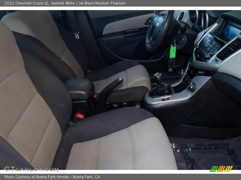 Summit White / Jet Black/Medium Titanium 2012 Chevrolet Cruze LS