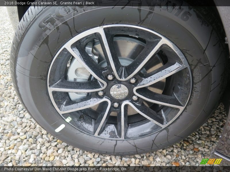 Granite Pearl / Black 2018 Dodge Grand Caravan SE