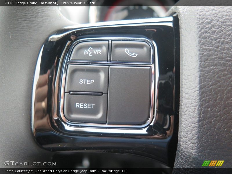 Granite Pearl / Black 2018 Dodge Grand Caravan SE