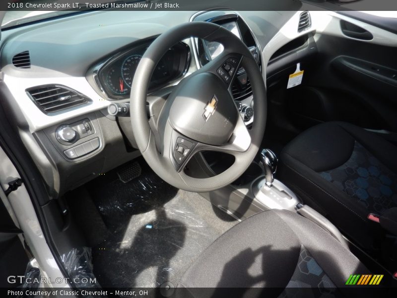 Toasted Marshmallow / Jet Black 2018 Chevrolet Spark LT