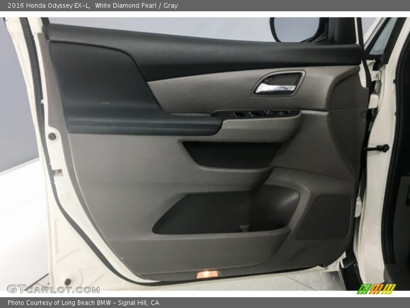 White Diamond Pearl / Gray 2016 Honda Odyssey EX-L