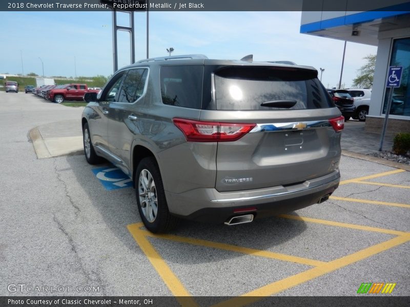 Pepperdust Metallic / Jet Black 2018 Chevrolet Traverse Premier