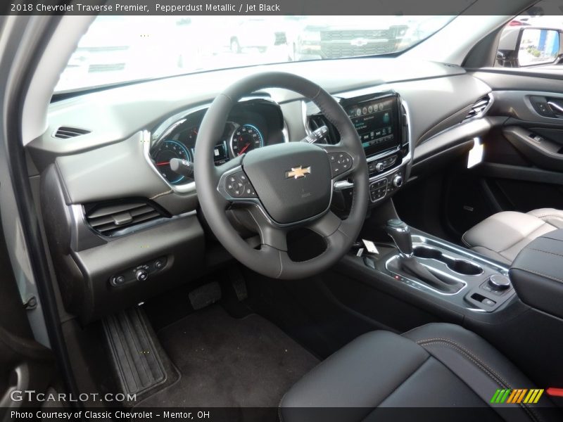 Pepperdust Metallic / Jet Black 2018 Chevrolet Traverse Premier
