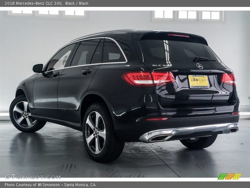Black / Black 2018 Mercedes-Benz GLC 300
