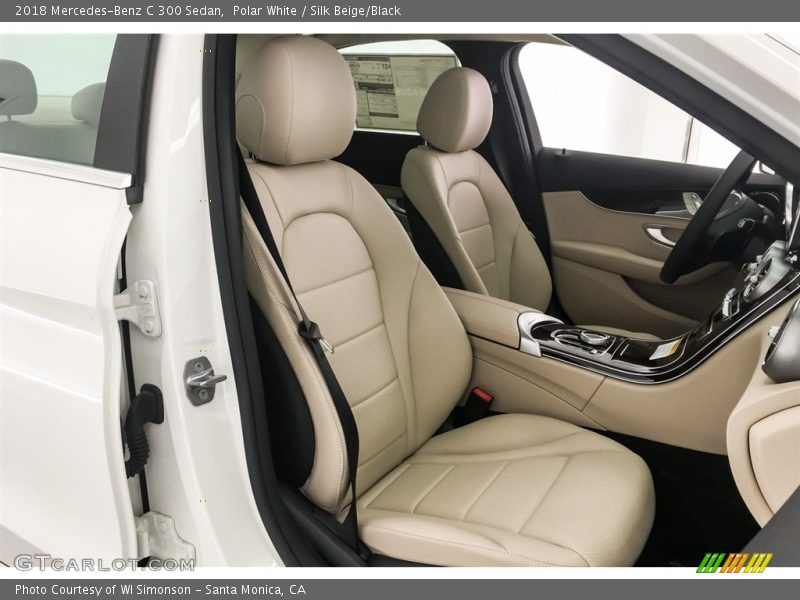 Polar White / Silk Beige/Black 2018 Mercedes-Benz C 300 Sedan