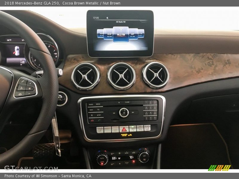 Cocoa Brown Metallic / Nut Brown 2018 Mercedes-Benz GLA 250