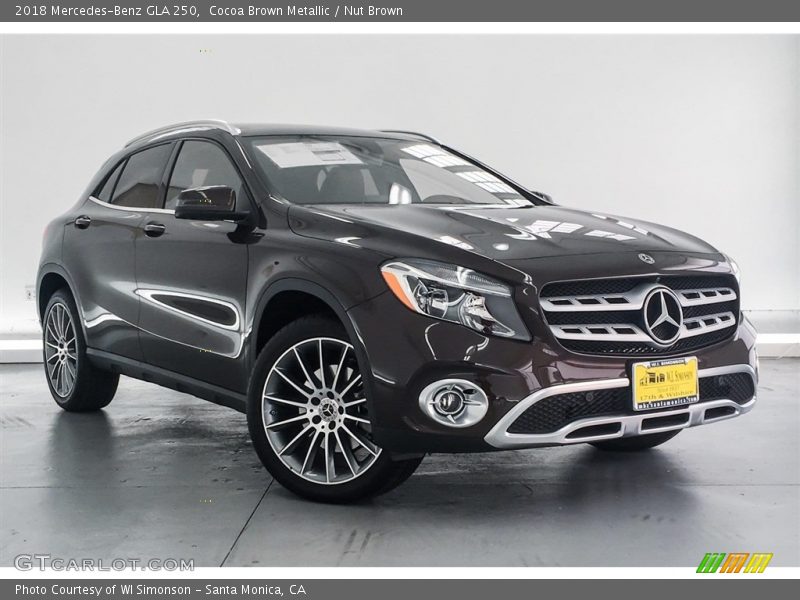 Front 3/4 View of 2018 GLA 250