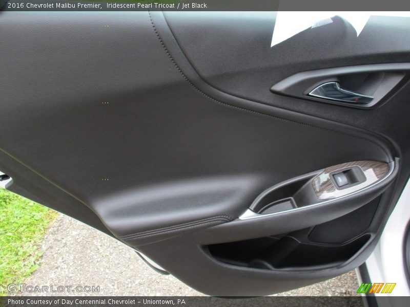 Iridescent Pearl Tricoat / Jet Black 2016 Chevrolet Malibu Premier