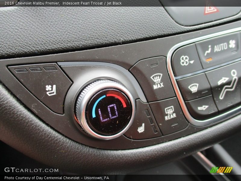 Iridescent Pearl Tricoat / Jet Black 2016 Chevrolet Malibu Premier