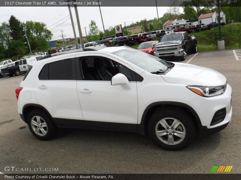 Summit White / Jet Black 2017 Chevrolet Trax LT AWD