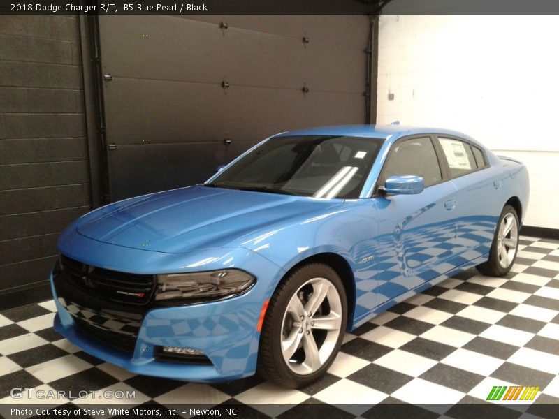 B5 Blue Pearl / Black 2018 Dodge Charger R/T