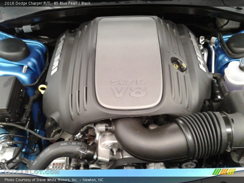 B5 Blue Pearl / Black 2018 Dodge Charger R/T