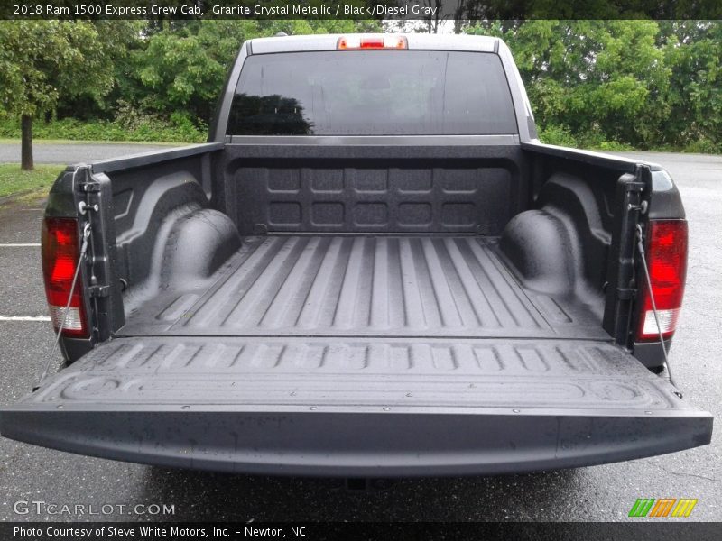 Granite Crystal Metallic / Black/Diesel Gray 2018 Ram 1500 Express Crew Cab