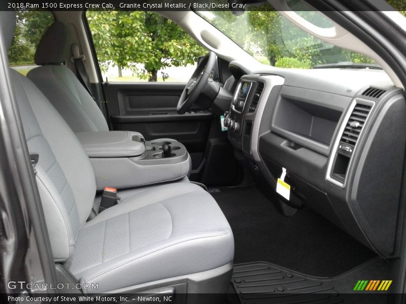 Granite Crystal Metallic / Black/Diesel Gray 2018 Ram 1500 Express Crew Cab