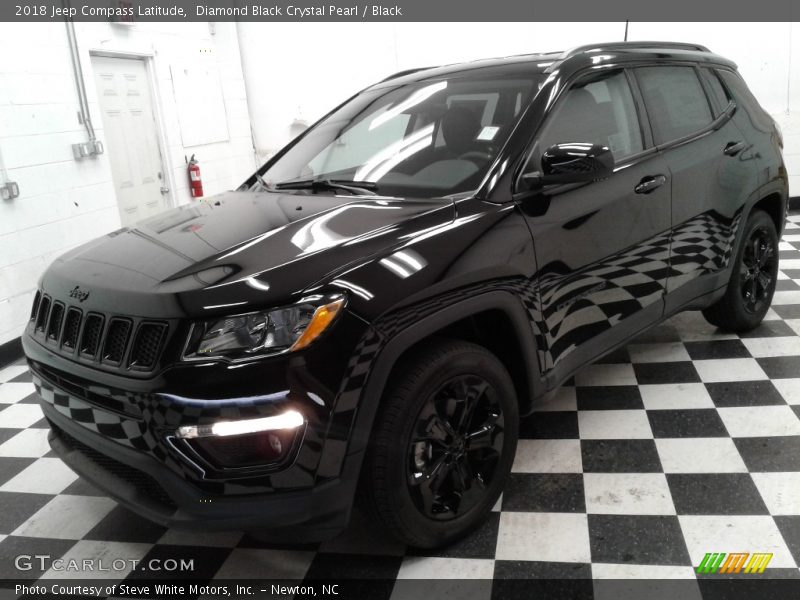 Diamond Black Crystal Pearl / Black 2018 Jeep Compass Latitude