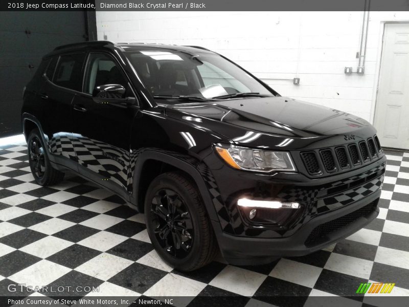 Diamond Black Crystal Pearl / Black 2018 Jeep Compass Latitude