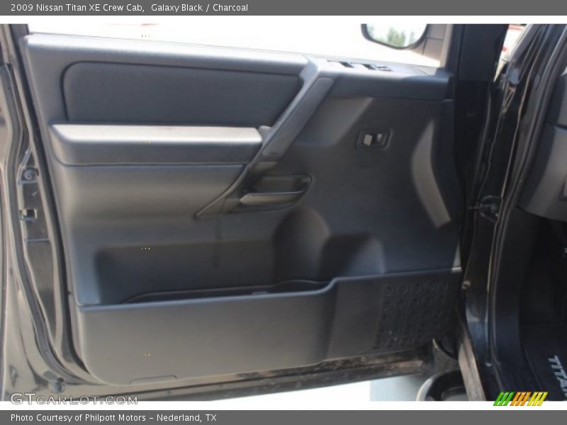 Galaxy Black / Charcoal 2009 Nissan Titan XE Crew Cab