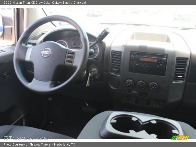 Galaxy Black / Charcoal 2009 Nissan Titan XE Crew Cab