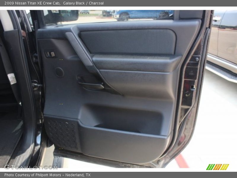 Galaxy Black / Charcoal 2009 Nissan Titan XE Crew Cab