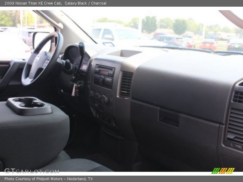 Galaxy Black / Charcoal 2009 Nissan Titan XE Crew Cab
