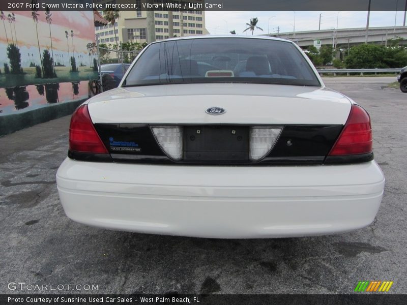 Vibrant White / Light Camel 2007 Ford Crown Victoria Police Interceptor