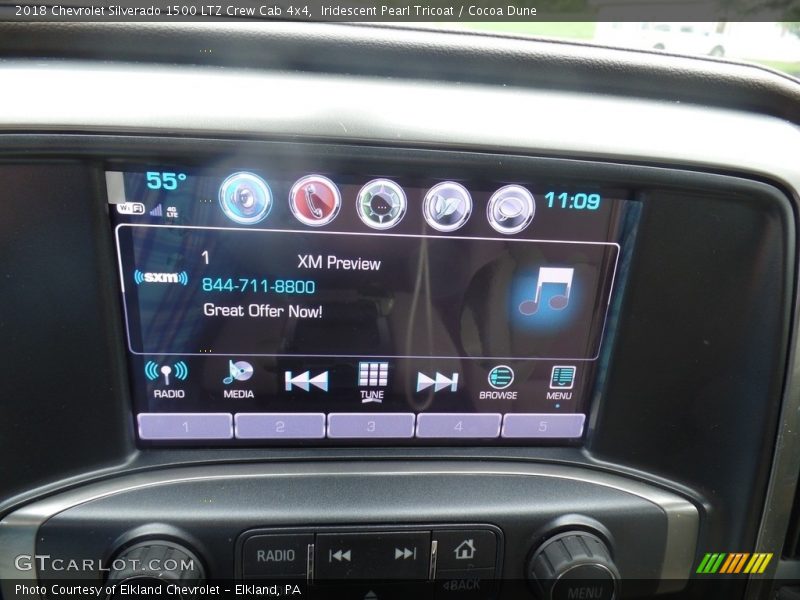 Iridescent Pearl Tricoat / Cocoa Dune 2018 Chevrolet Silverado 1500 LTZ Crew Cab 4x4