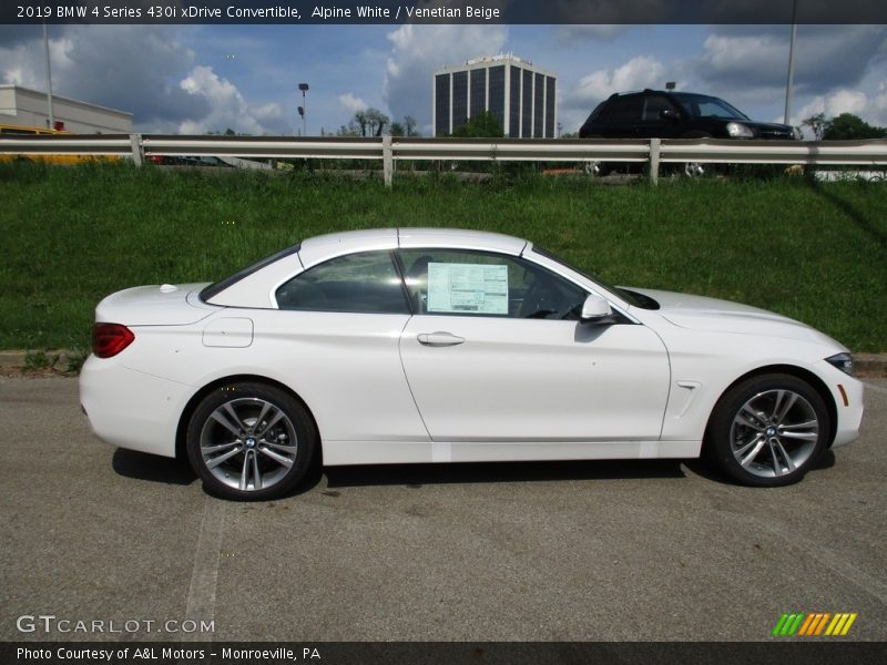 Alpine White / Venetian Beige 2019 BMW 4 Series 430i xDrive Convertible