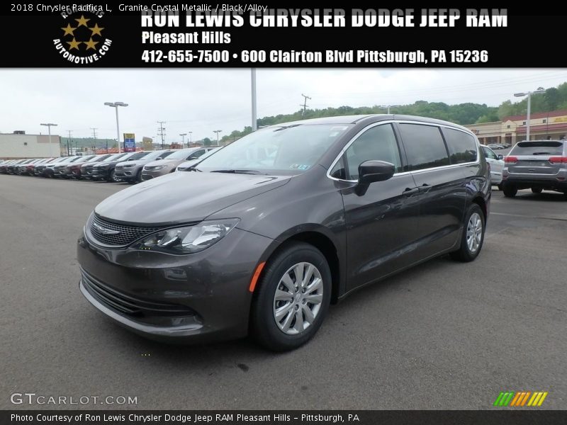 Granite Crystal Metallic / Black/Alloy 2018 Chrysler Pacifica L