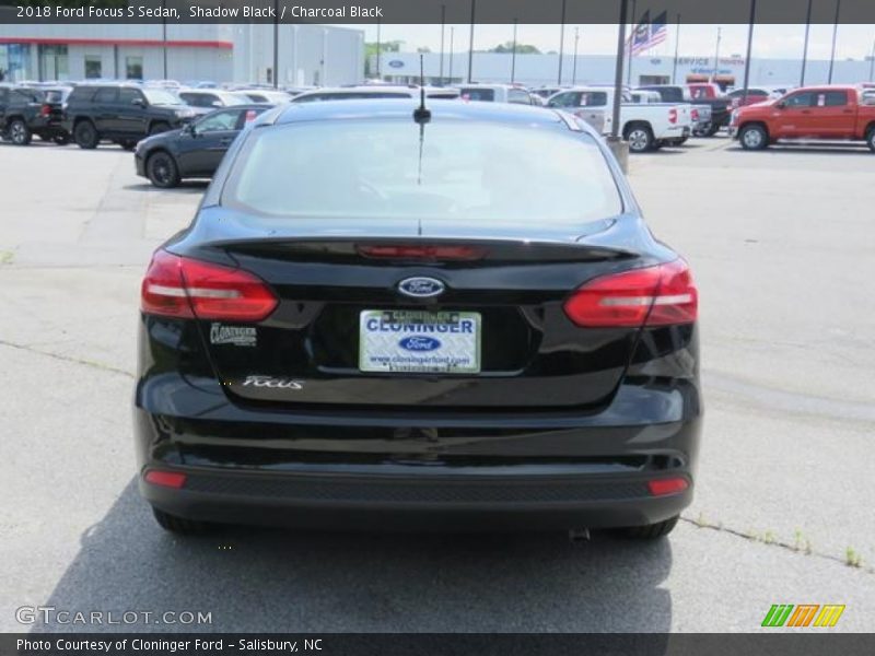 Shadow Black / Charcoal Black 2018 Ford Focus S Sedan