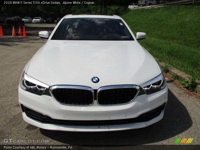Alpine White / Cognac 2018 BMW 5 Series 530i xDrive Sedan