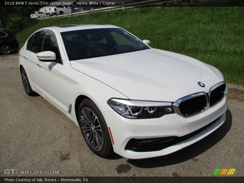 Alpine White / Cognac 2018 BMW 5 Series 530i xDrive Sedan