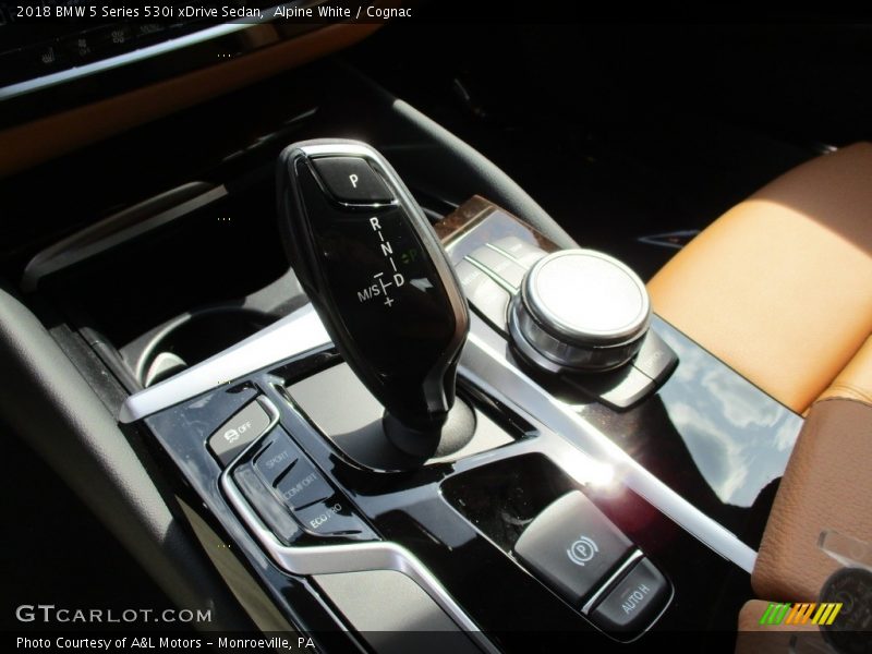 Alpine White / Cognac 2018 BMW 5 Series 530i xDrive Sedan