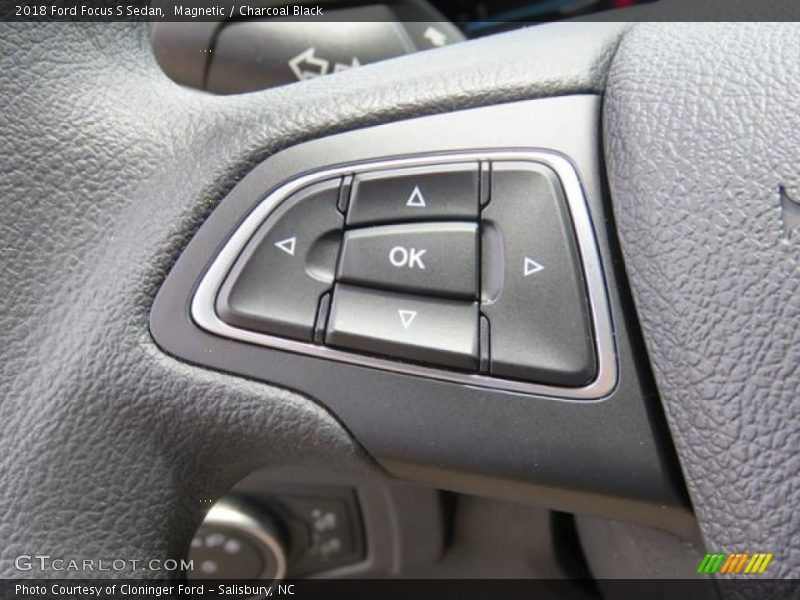 Magnetic / Charcoal Black 2018 Ford Focus S Sedan