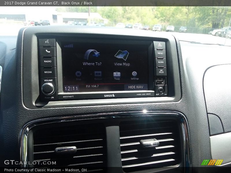 Black Onyx / Black 2017 Dodge Grand Caravan GT
