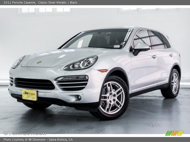 Classic Silver Metallic / Black 2011 Porsche Cayenne