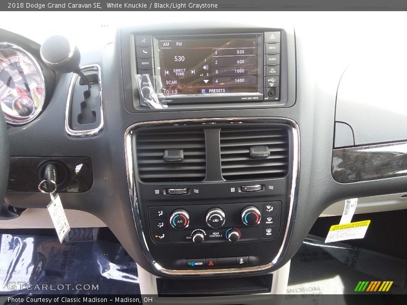 White Knuckle / Black/Light Graystone 2018 Dodge Grand Caravan SE