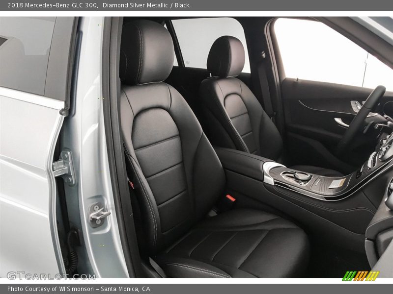 Diamond Silver Metallic / Black 2018 Mercedes-Benz GLC 300