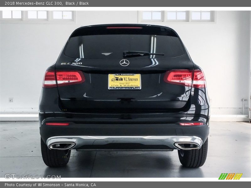 Black / Black 2018 Mercedes-Benz GLC 300