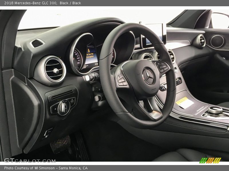 Black / Black 2018 Mercedes-Benz GLC 300