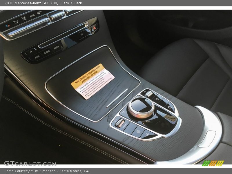 Black / Black 2018 Mercedes-Benz GLC 300