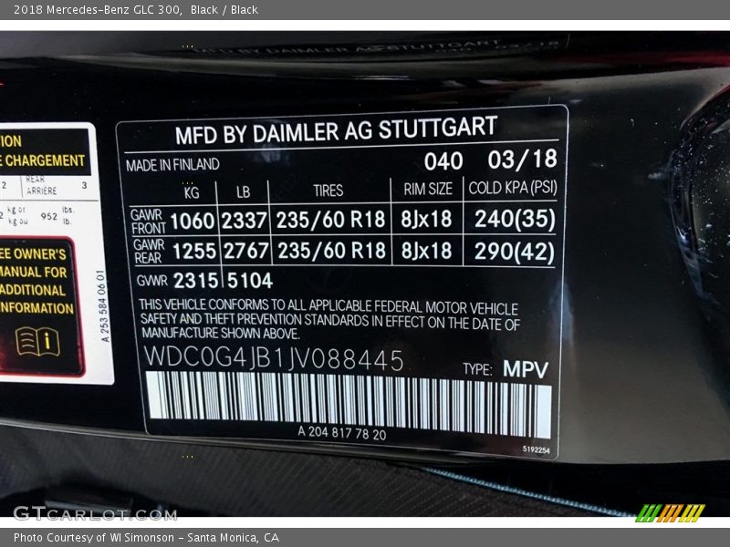 Black / Black 2018 Mercedes-Benz GLC 300
