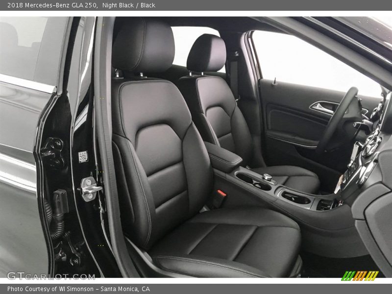 Night Black / Black 2018 Mercedes-Benz GLA 250