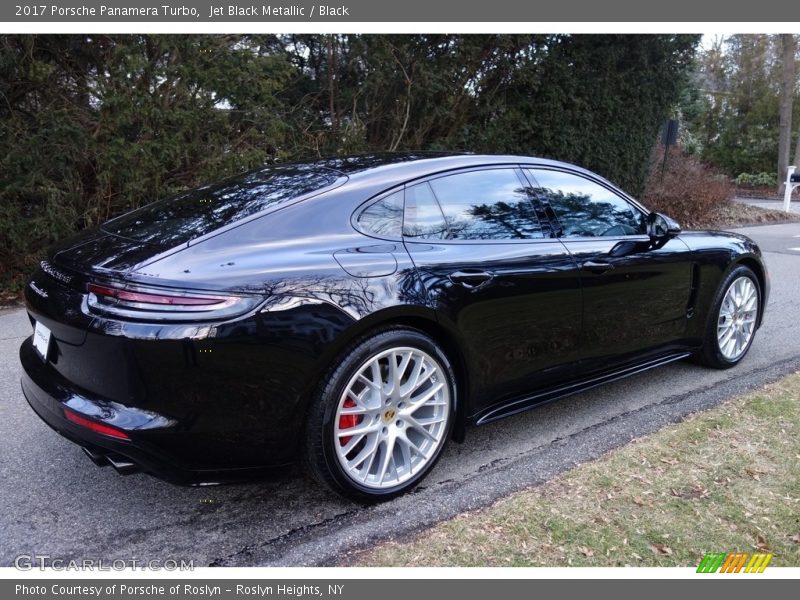 Jet Black Metallic / Black 2017 Porsche Panamera Turbo