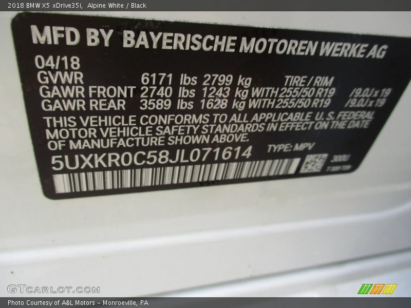 Alpine White / Black 2018 BMW X5 xDrive35i
