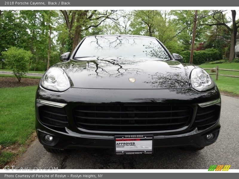 Black / Black 2018 Porsche Cayenne